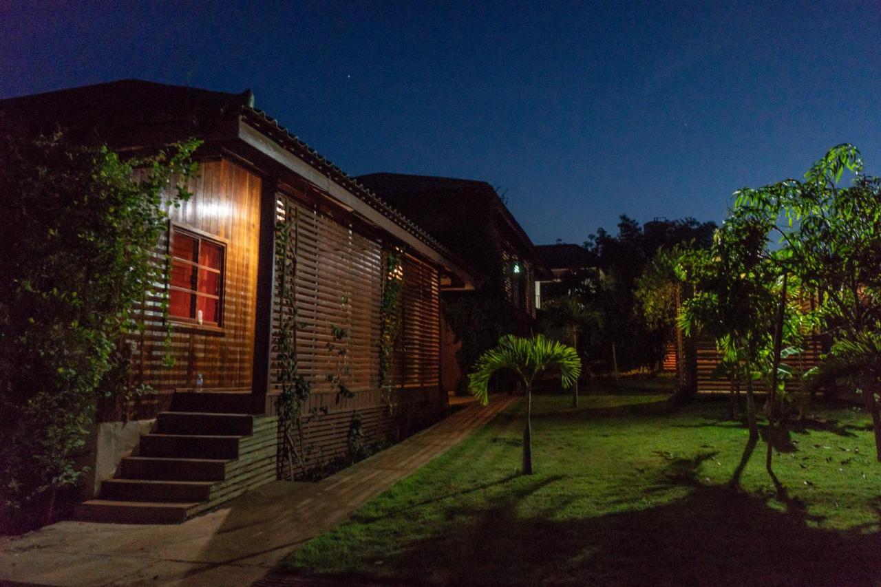 Ratanakiri Paradise Hotel & Restaurant Banlung Exterior photo