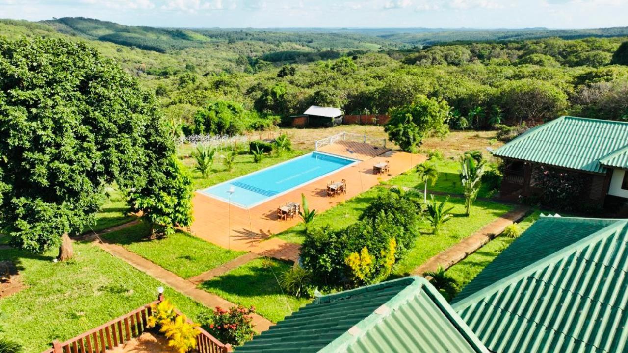 Ratanakiri Paradise Hotel & Restaurant Banlung Exterior photo